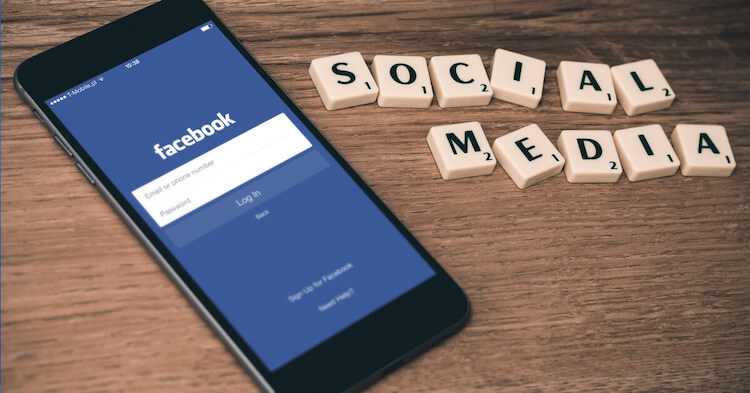 Sozial Netzwerk Facebook